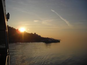 Urlaub am Bodensee, Sonnenaufgang bei Meersburg