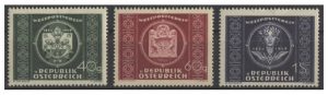 „75 Jahre Weltpostverein“ - Mi.Nr. 943/45 (erschienen am 8. Oktober 1949). 1949 feiert man weltweit das 75jährige Bestehen des Weltpostvereins (UPU). Österreich verausgabt drei Werte, bei denen die Künstler Dachauer und Lorber zusammenarbeiten.