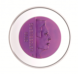 Während die Motive der Wertseite jährlich wechseln, ist auf Portraitseite (hier die der 2016er Niob-Münze Luxemburgs) jeweils Großherzog Henri abgebildet