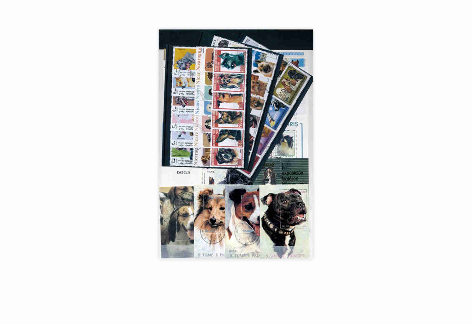 Briefmarken Motiv Hunde 100 verschiedene Ausgaben