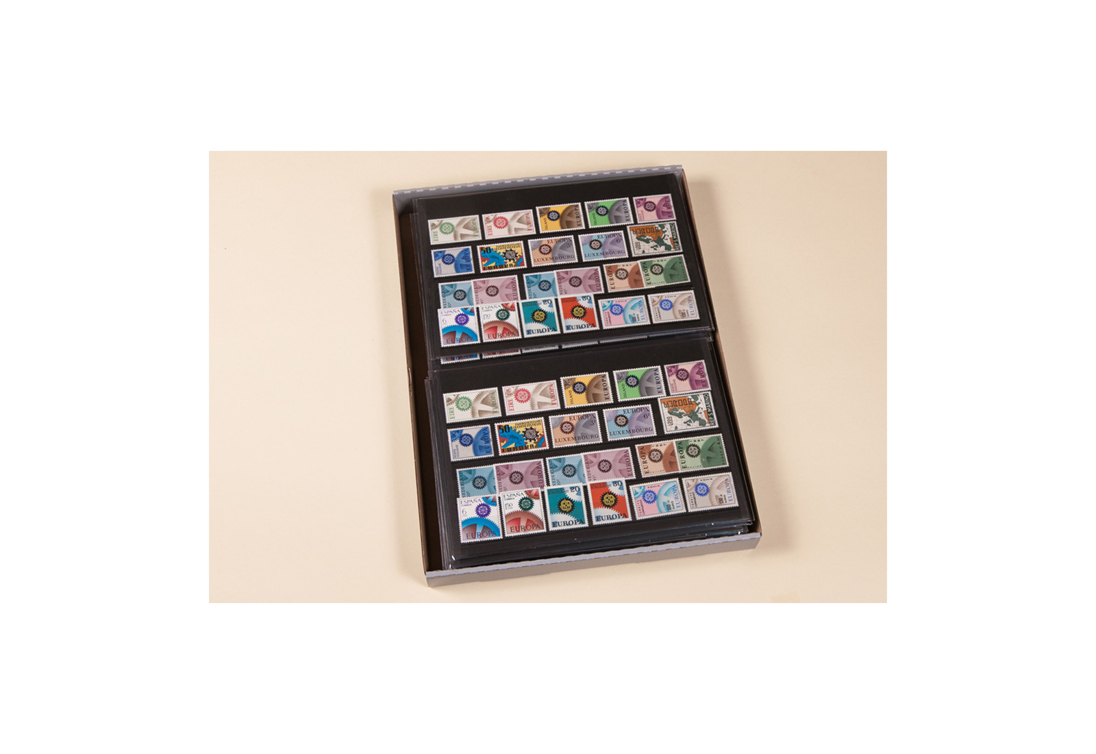 Briefmarken CEPT 15 Ausgaben aus 1968 postfrisch per 20 Stück