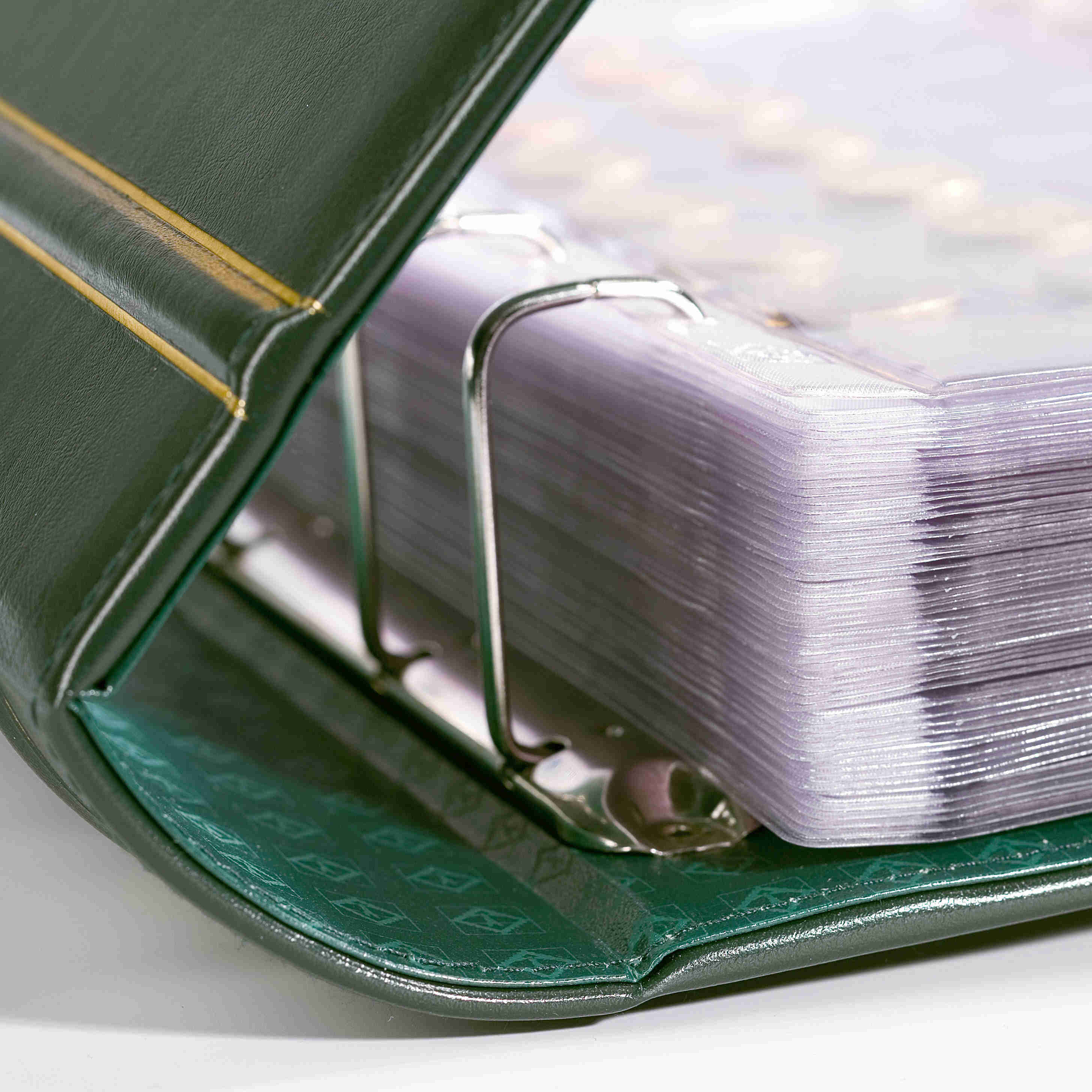 Ringbinder Optima GIGANT, inkl. Schutzkassette (grün)
