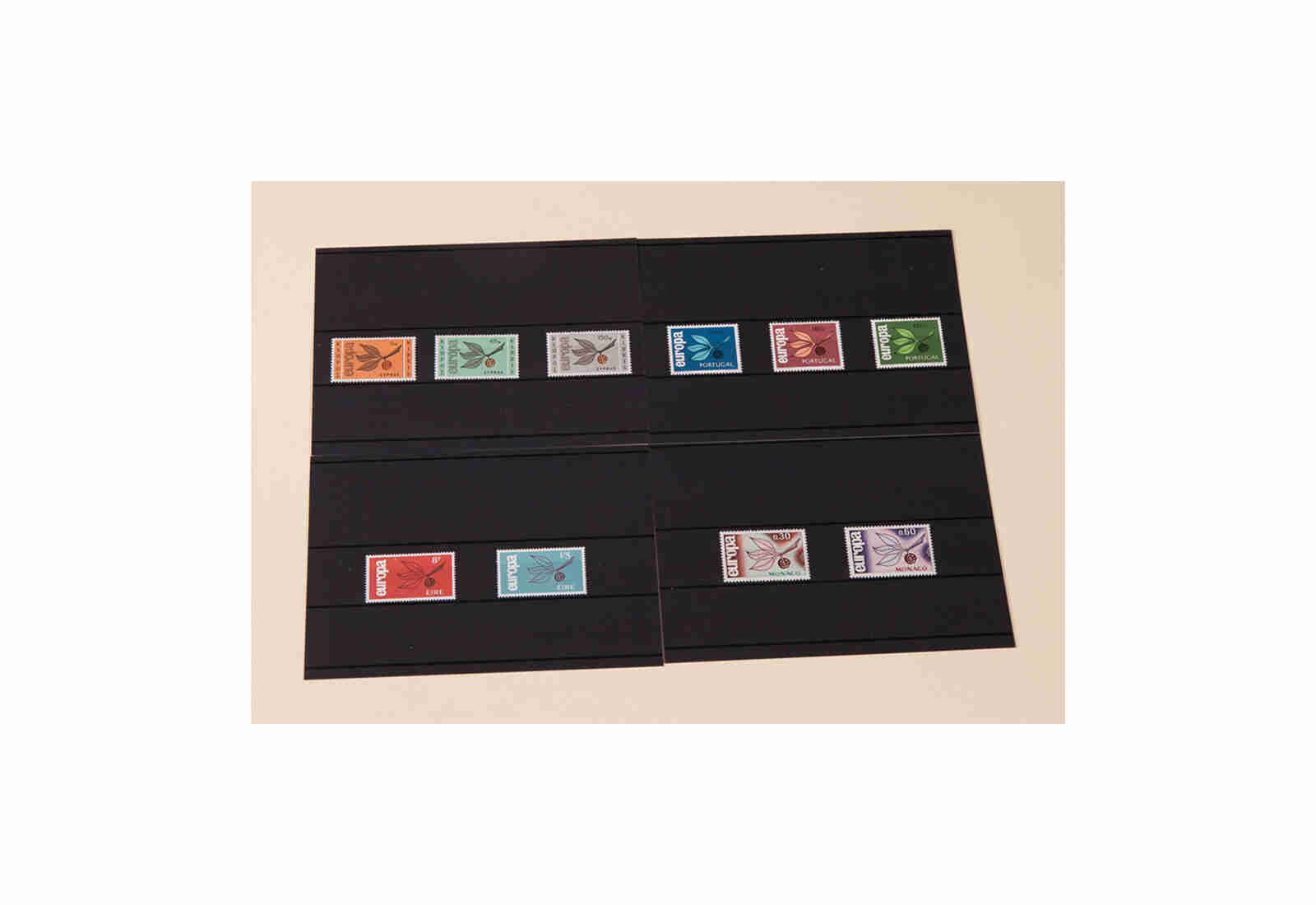 Briefmarken CEPT 15 Ausgaben aus 1965 postfrisch per 20 Stück